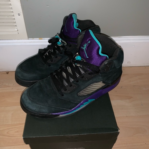 Black Grape 5s Size 10.5 - Picture 2 of 4